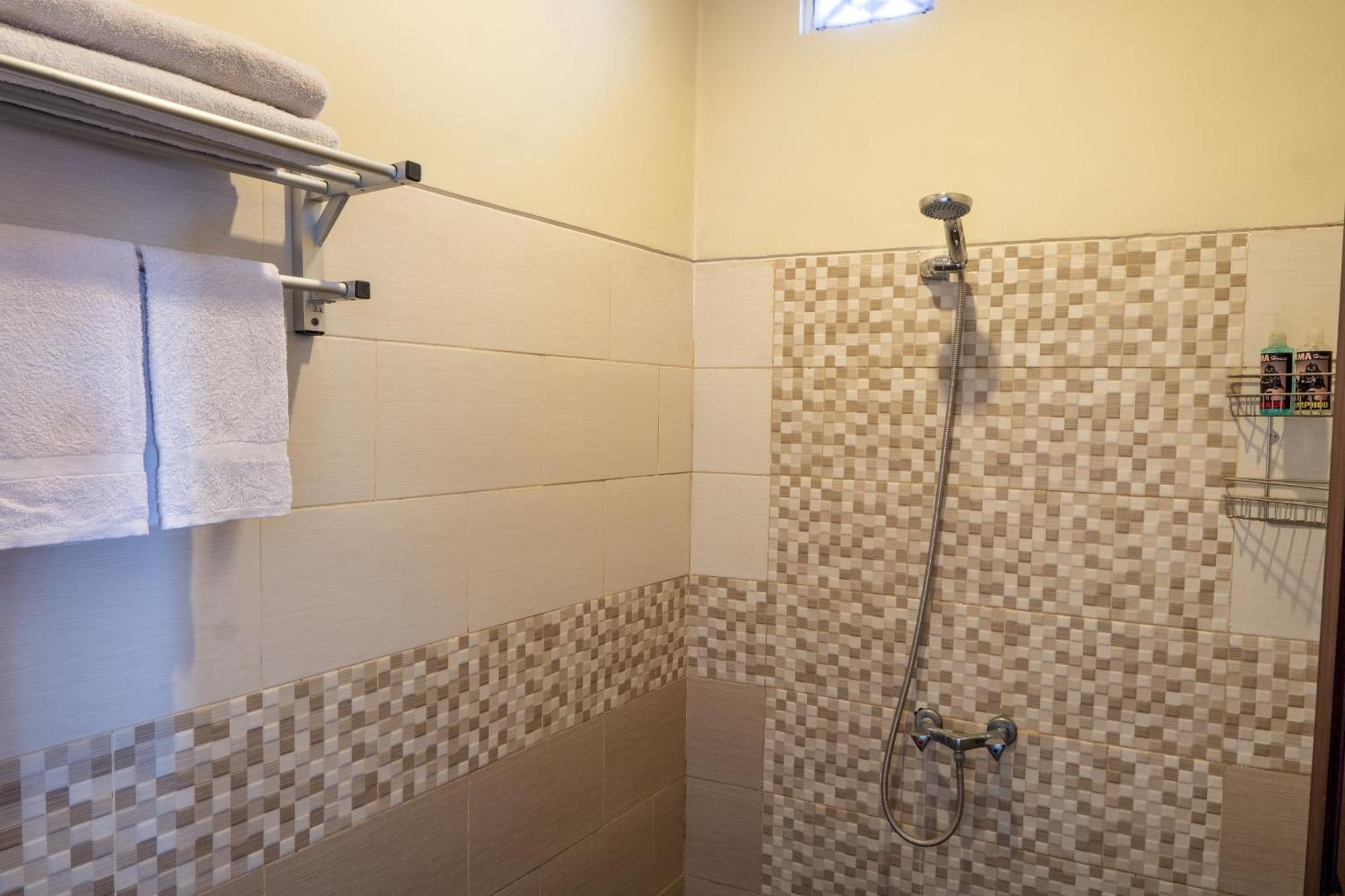 Rama House Hotel Ubud  Ngoại thất bức ảnh
